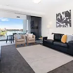 Amazing River View - 3 Bedroom Apartment - Brisbane Cbd - Netflix - Fast Wifi - Carpark