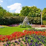Amazing Location-private In A Share House-2 Available!! *