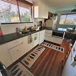 Homestay Amazing Location-private In A Share House-2 Available!!