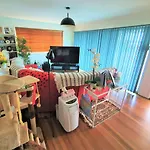 Homestay Amazing Location-private In A Share House-2 Available!! *