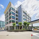 Link Portside Wharf Aparthotel Brisbane