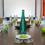 Point Hotel