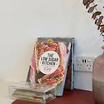 Lovely 2 Beds Apt With City View At South Brisbane