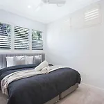 Manly Oasis, 5bd, 3 King Bd,pool Brisbane