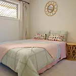 Bali Style Designer\'S House In Central Location