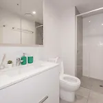 Fortitude Valley View 1b1b W Shared Pool Gym * Brisbane