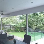 Adorable Private 2 Bedroom Guest + Pool Brisbane