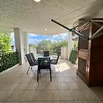 Luxe 2 Bedroom Apt W/ Car Park