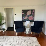 Charming 5br Family W/pool 10min From Airport Holiday home Brisbane