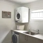 Adorable Private 2 Bedroom Guest + Pool Apartment Brisbane