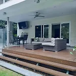 Adorable Private 2 Bedroom Guest + Pool Apartment *