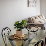 Luxurious 2-Bedroom Space With Private Parking