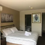 Deluxe Family Room Free Parking