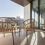 Prime Location Compact 1Bd Apartment At Southbank