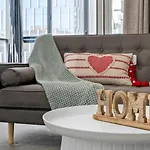 Centre 3br With Stunning Views Apartment *