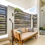 Luxurious 3Bdr Townhouse In Great Location
