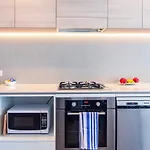 Cozy And Central 1Bd Apartment At South Brisbane