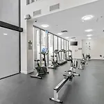 City Centre 3Br Apartment With Stunning Views