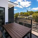 H6B - Round About Bulimba