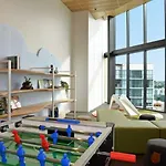 Brand-New Central Studio Apart With Views