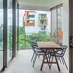 Brand New Riverside Designer 2Bd Apartment At West End