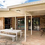 Hobbit House Inspired 4Br Cozy Fairytale Cottage