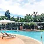 Brand New Riverside Designer 2Bd Apartment At West End