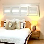 Bali Vibes Serene Tropical Oasis 4bd Brisbane