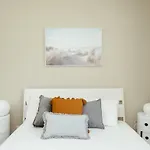 Spacious Newly Redecorated 5bd Family Holiday home