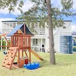 Tranquil 3 Beds 1 Study 2 Baths Family Home W Parking Nr Cbd