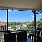 Home Away From Home In Sinnamon Park, Queensland