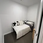 High-Level River & Mount View Apt In Sth Brisbane