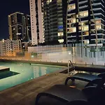 Cultural Oasis Kingbed Apt At South Bank