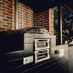 Cultural Oasis Kingbed Apt At South Bank