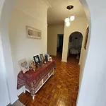 Spacious Home Near Cbd & Airport