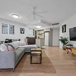 Breathtaking! 2Bed/2Bath/1Car/Pool ~ Cbd