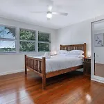\'The Palms\' A Classic Queensland Retreat