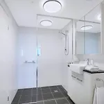 Fall In With Waterfront Resort-style Living * Brisbane