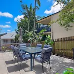 Holiday home Tropical Dreaming In The Heart Of Indooroopilly Brisbane