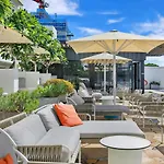 \'Brightly Boutique\' A Cbd Resort-Style Escape