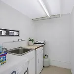 Holiday home Tropical Dreaming In The Heart Of Indooroopilly Brisbane