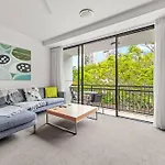 Resort Pad ~ 1Bed/1Bath/Balcony/1Car ~ 10 Mins Cbd