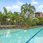 Resort Pad ~ 1Bed/1Bath/Balcony/1Car ~ 10 Mins Cbd
