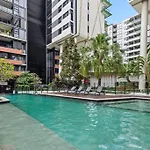 South Bank Sensational! ~ 1Bed,1Bath,1Car,Balcony