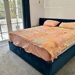4Br Family House, Pool. West End