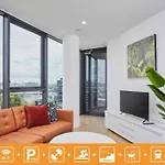 Artistic South 2 Bedroom With Parking * Brisbane