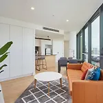 Artistic South 2 Bedroom With Parking Apartment Brisbane