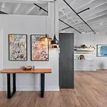 Luxurious Woolstore Living! ~teneriffe Apartment