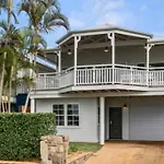 Bayside Living Apartment