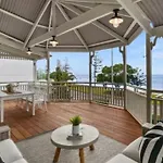 Bayside Living Apartment